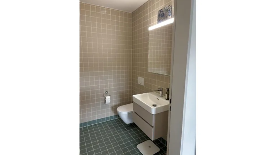 APPARTEMENT 3½ PIÈCES À BIEL/BIENNE (BE), MEUBLÉ, DURÉE DÉTERMINÉE – Foto 16 von 18