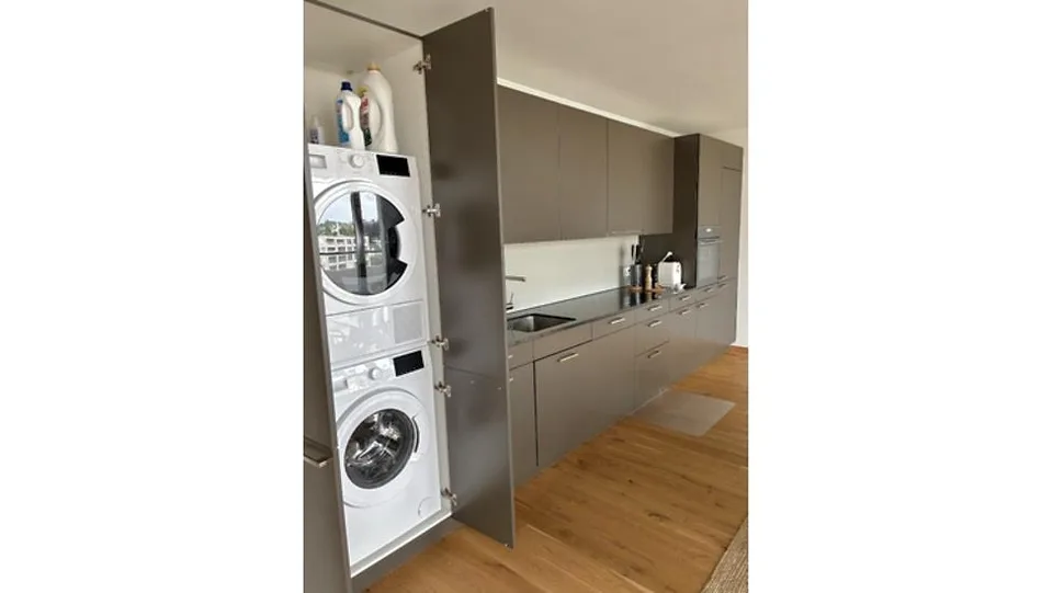 APPARTEMENT 3½ PIÈCES À BIEL/BIENNE (BE), MEUBLÉ, DURÉE DÉTERMINÉE