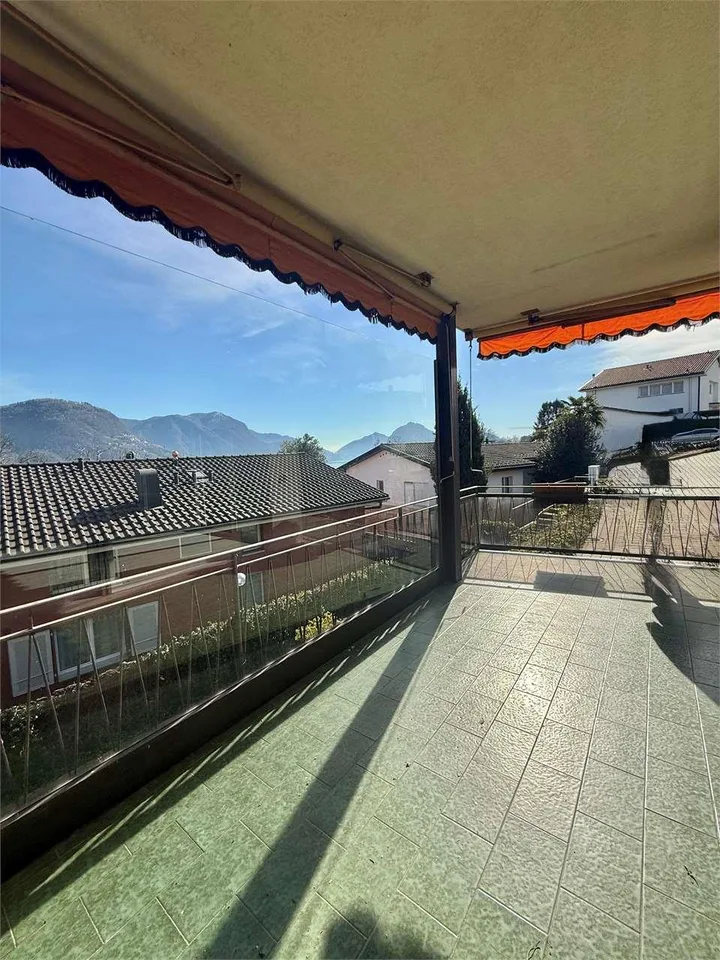 Comano, spacieux appartement de 3,5 pièces dans un quartier résidentiel et entre