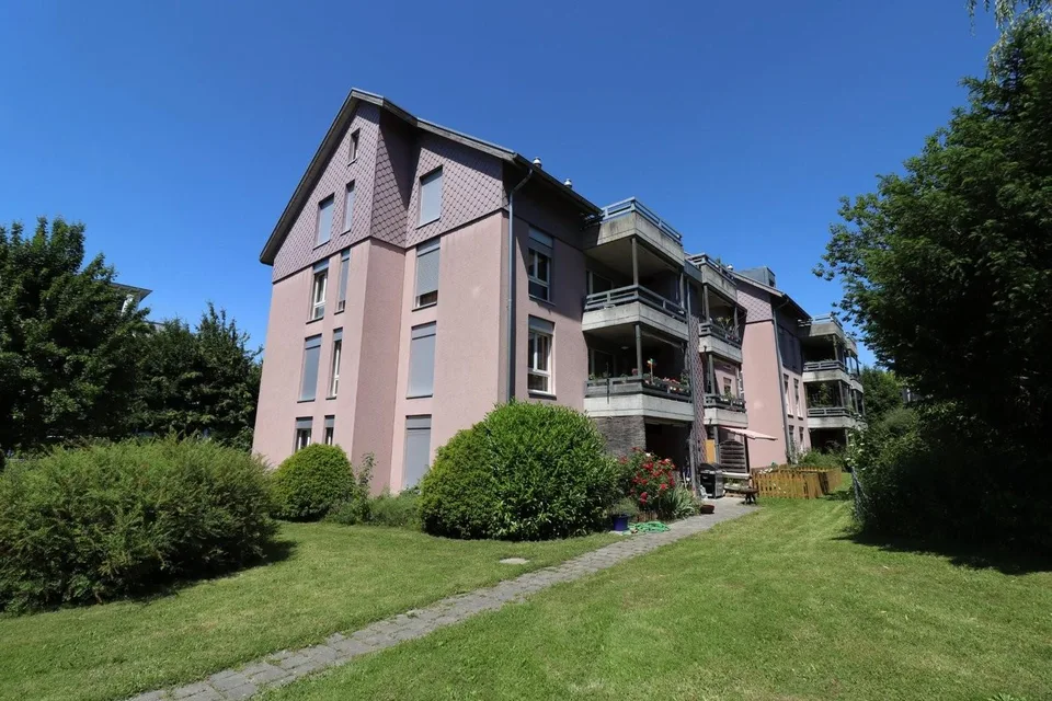 Attraktive 4.5 Zimmer-Wohnung im grünen Engelhardquartier