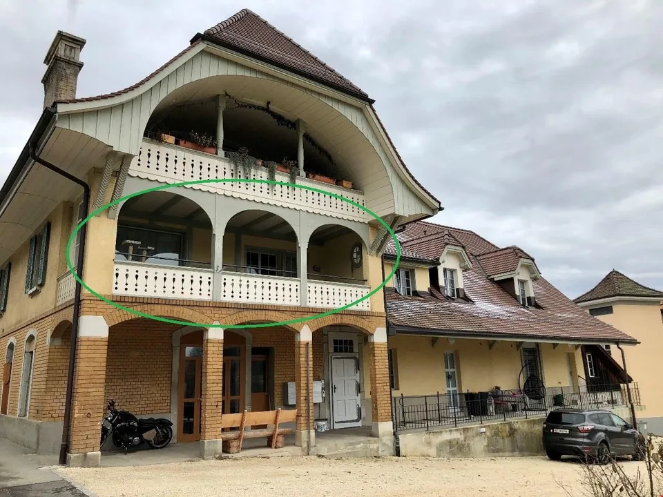 Appartement moderne avec balcon XXL dans le centre du village d'Oberbalm