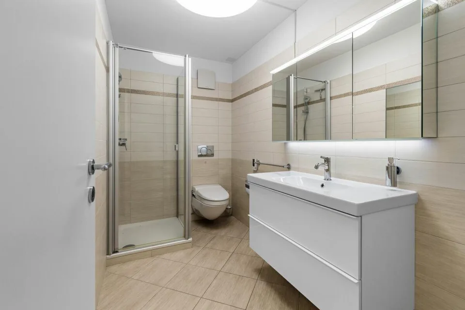 Appartamento 5.5 locali con piscina e vista mozzafiato – foto 16 di 19