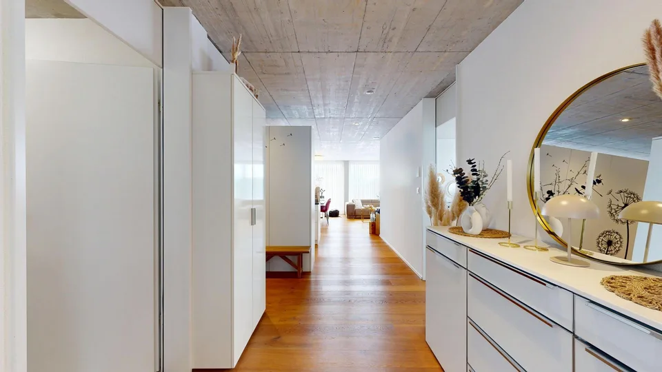 Helle 4.5 Zimmer Wohnung in Montlingen – foto 8 di 19