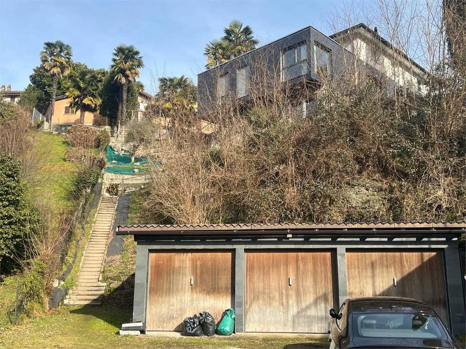 Villa im Grünen mit großen Räumen – Foto 7 von 13