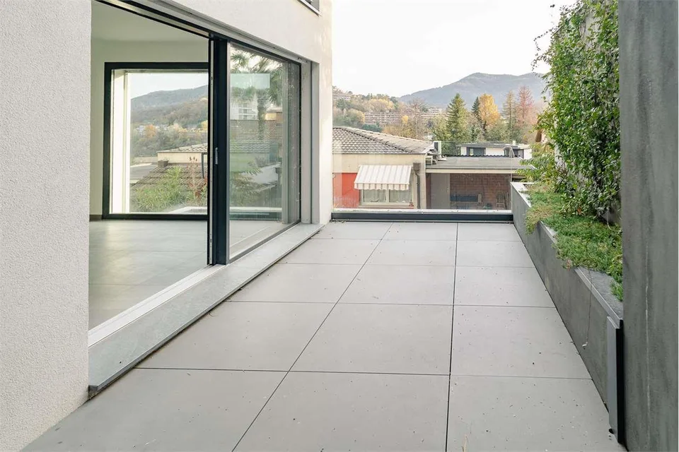 Vacallo: grande 2.5 locali con ampia terrazza