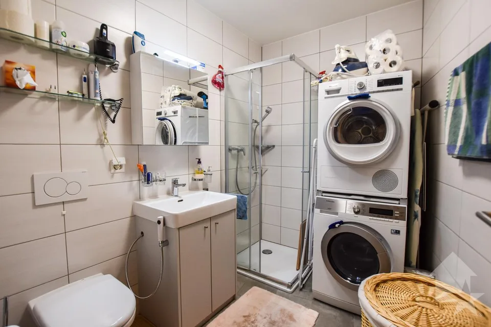 Bel appartement récent – Foto 15 von 17