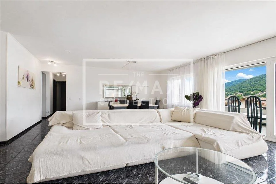 Comfort abitativo e terrazza panoramica in posizione strategica – Foto 6 von 17