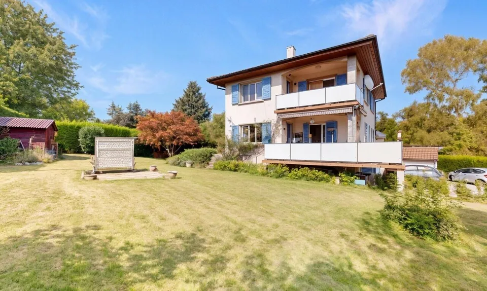 Maison villageoise de 2 appartements avec potentiel de transformation