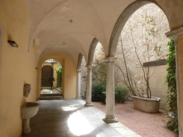 Schönes Apartment in einem alten Palazzo
