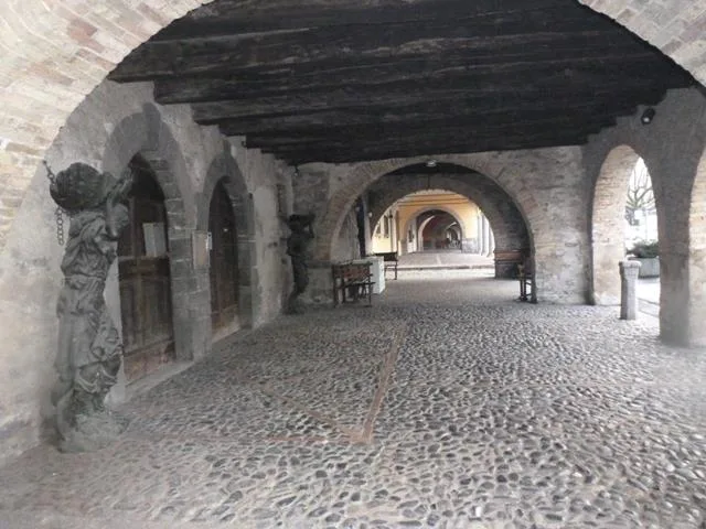 BELL' APPARTAMENTO IN PALAZZO D'EPOCA – foto 13 di 13
