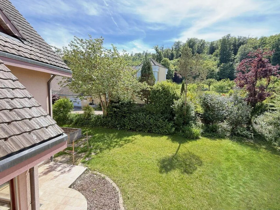 Grosszügiges Familienhaus mit über 400 m² Wohnfläche und viel Priva... – foto 16 di 16