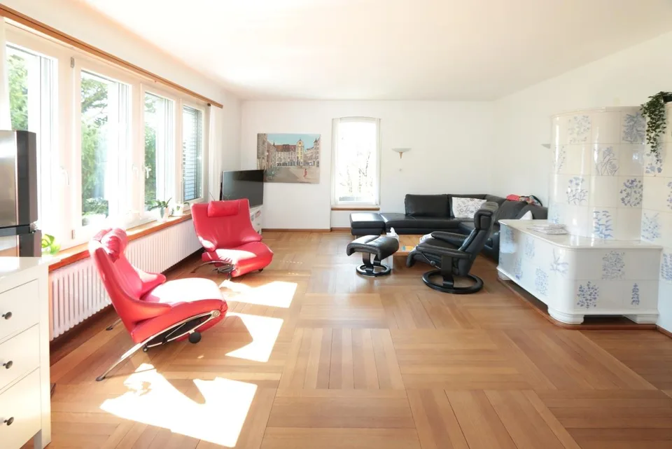 Villa maestosa e ben curata sul pendio soleggiato di Flurlingen