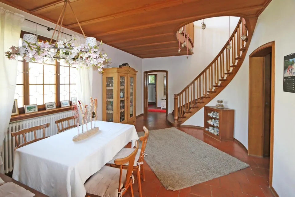 Villa maestosa e ben curata sul pendio soleggiato di Flurlingen