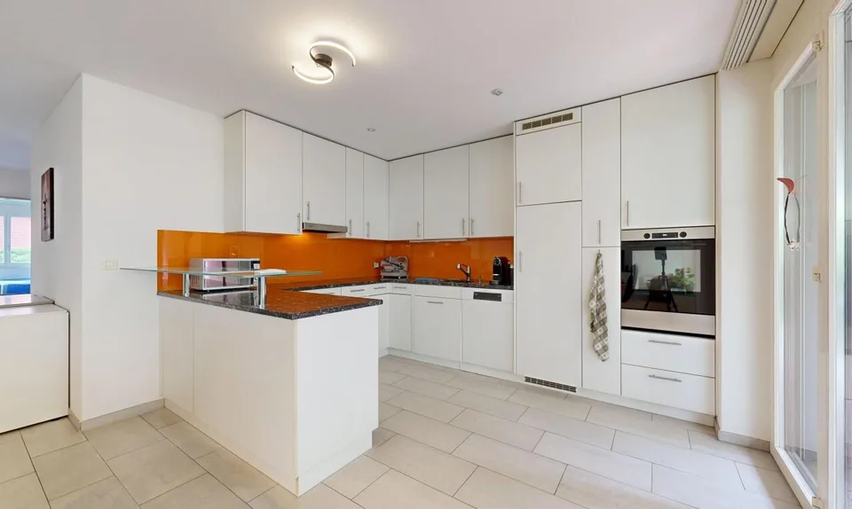 Appartement de jardin 4,5 pièces avec grand espace extérieur