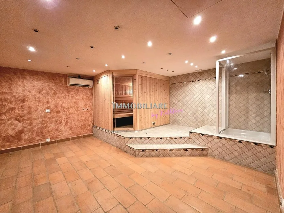 Penthouse + Gästewohnung / Büro mit privatem Pool, Sauna, Grottino... – Foto 18 von 20
