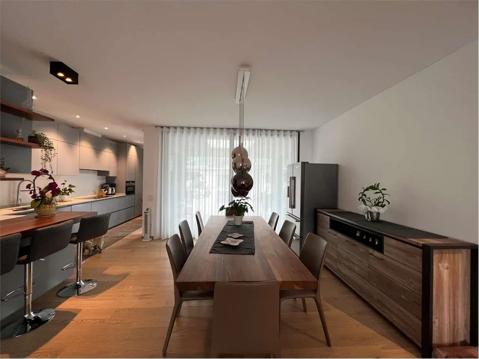 Rif.2249_Lugano, moderno attico 5.5 locali