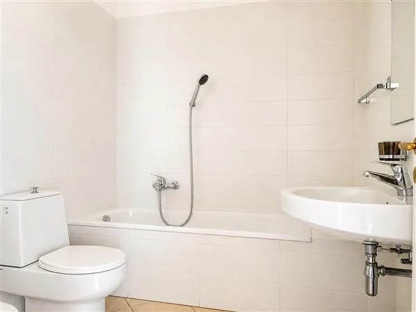 Lugano: 4.5-Zimmer-Wohnung – Foto 8 von 9