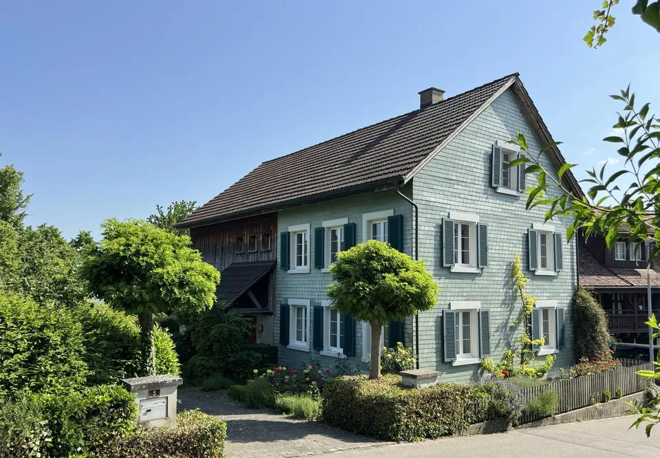 Gepflegtes Riegelhaus mit Traumgarten & Weitsicht - ausbaubar
