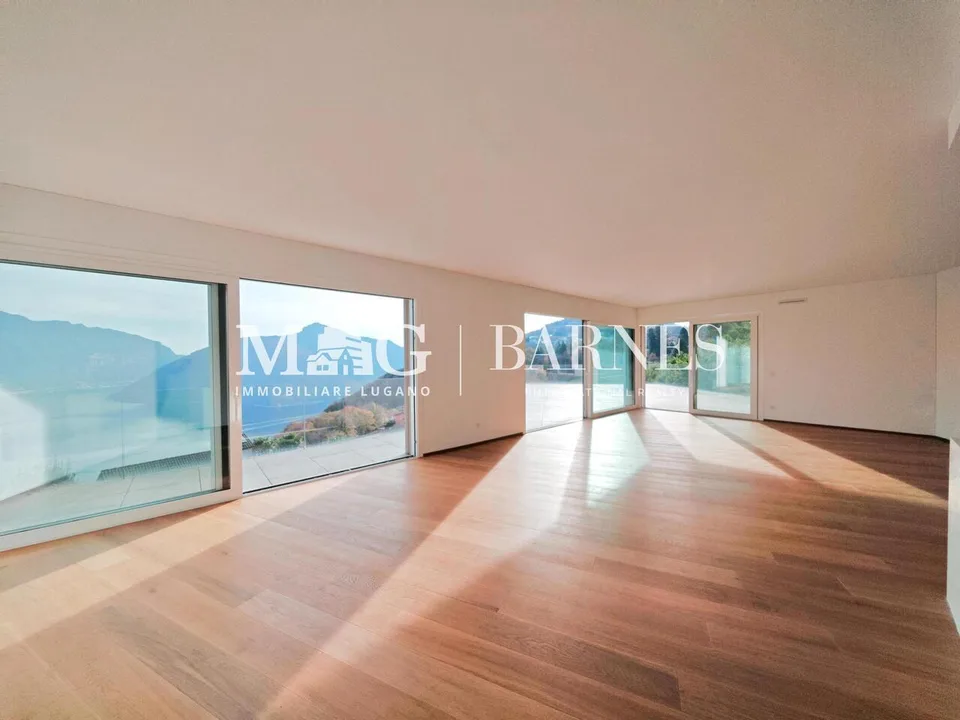 Lugano, Carona: Attico 5.5 locali vista lago con grande terrazza