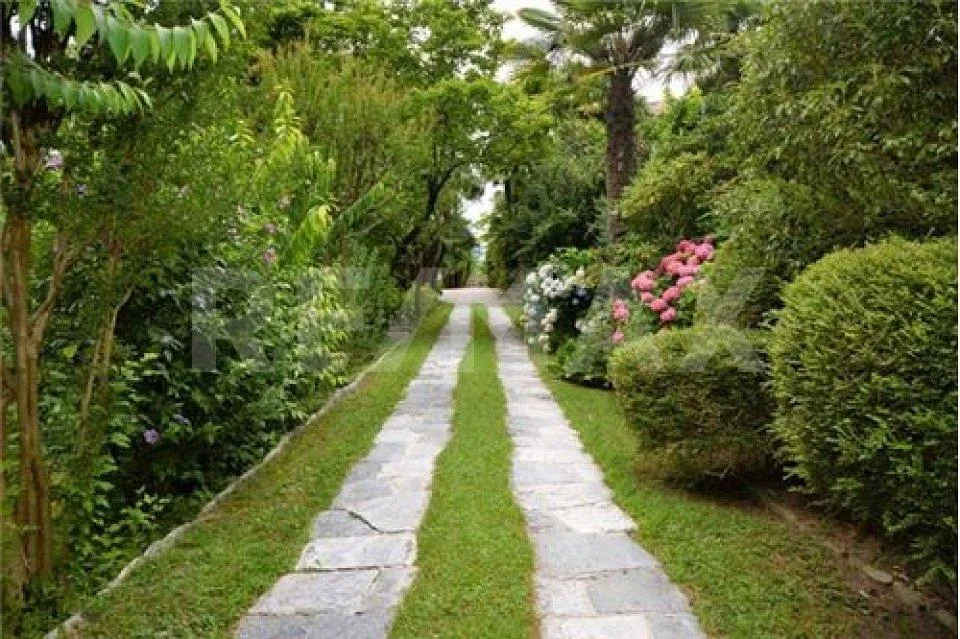 Villa von hohem Wert mit Park und Tennisplatz – Foto 11 von 12