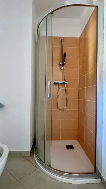 Casa ticinese ristrutturata in incantevole corte storica – foto 6 di 13