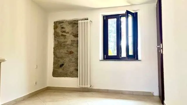 Casa ticinese ristrutturata in incantevole corte storica – foto 11 di 13