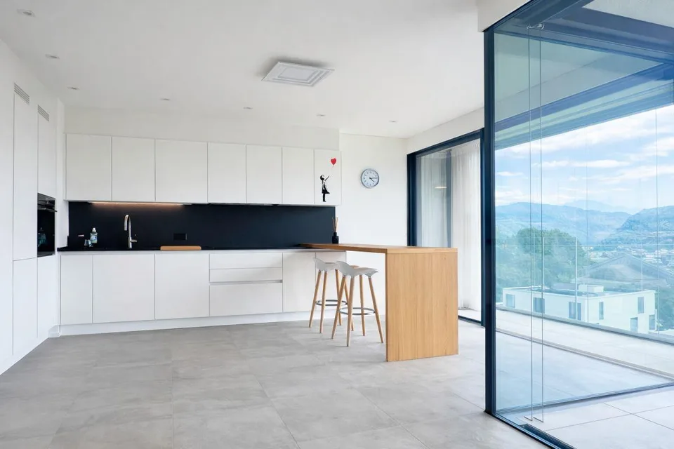 Esclusivo appartamento al 4° piano con terrazza panoramica – foto 6 di 13