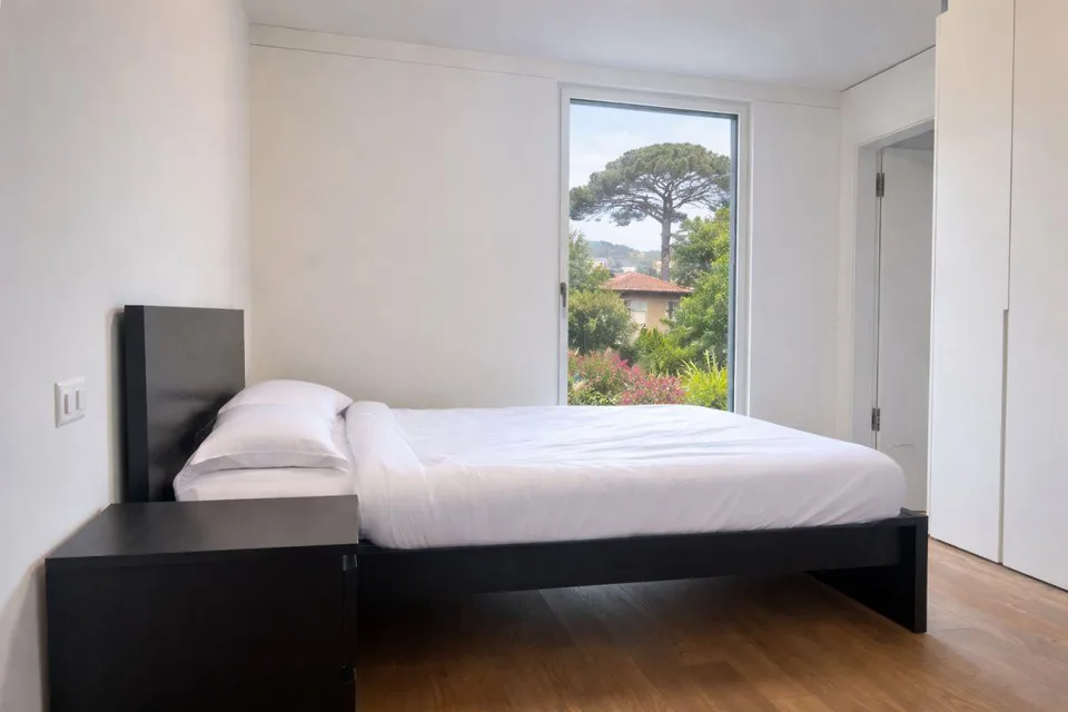 Esclusivo appartamento al 4° piano con terrazza panoramica – foto 8 di 13