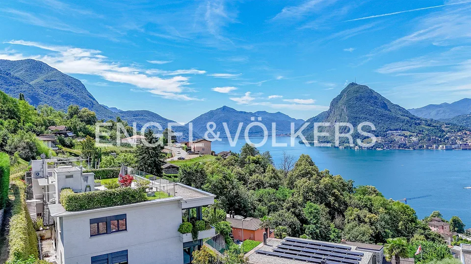 Penthouse mit atemberaubender Aussicht in Lugano-Albonago