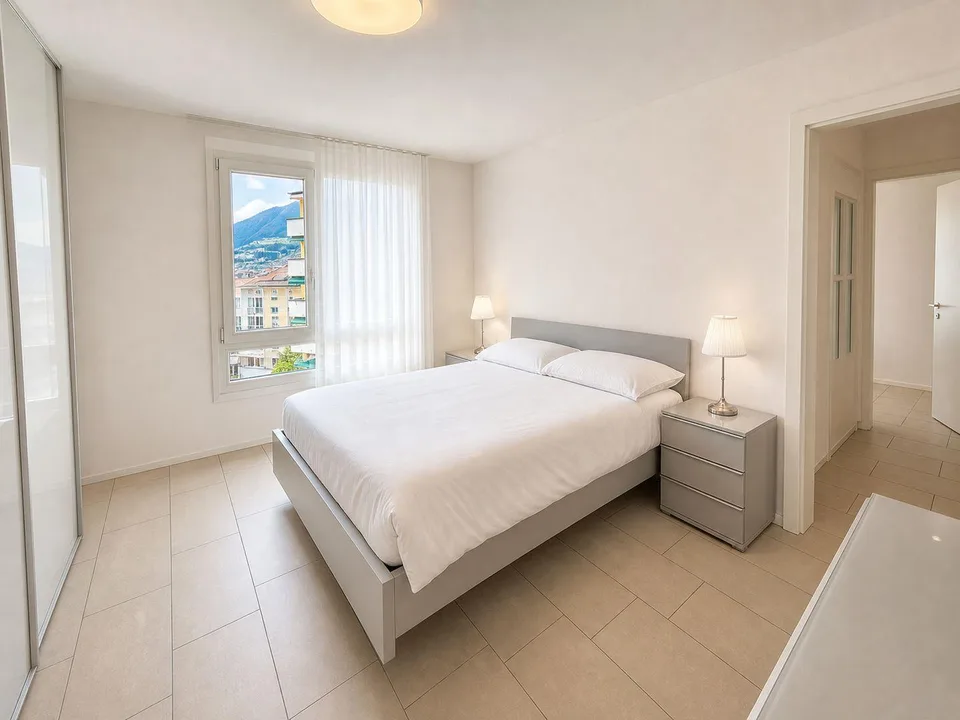 4.5-Zimmer-Wohnung mit Terrasse und 2 Tiefgaragenplätzen in Tenero