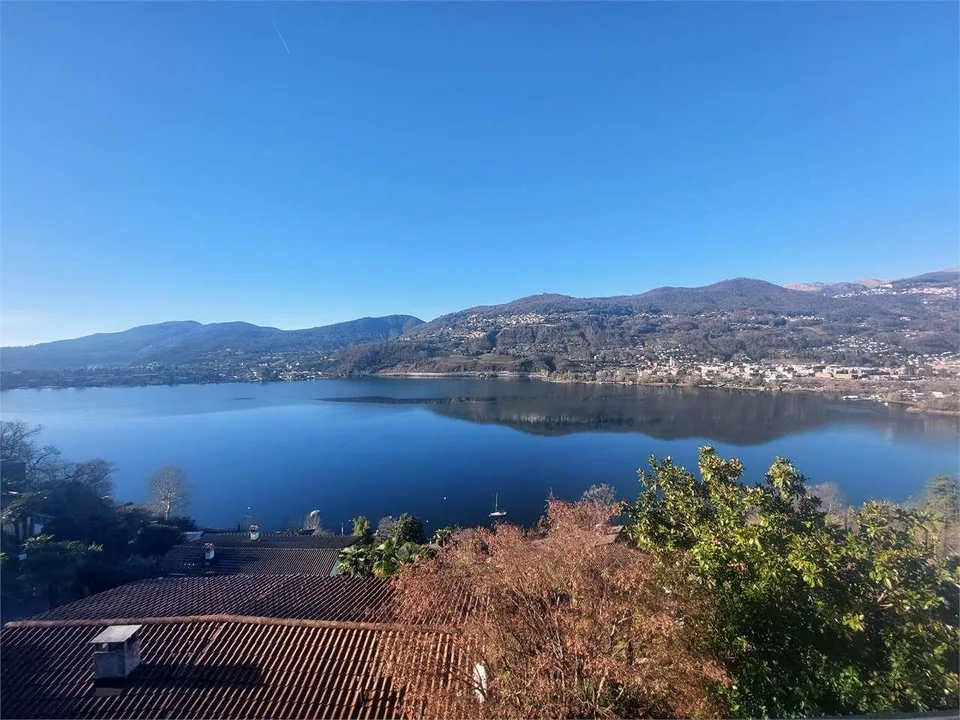 2473_Montagnola, appartement rénové 4.5 pièces avec vue sur le lac – photo 9 sur 11