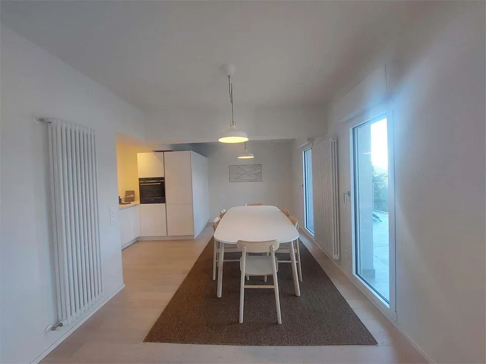 2473_Montagnola, appartement rénové 4.5 pièces avec vue sur le lac