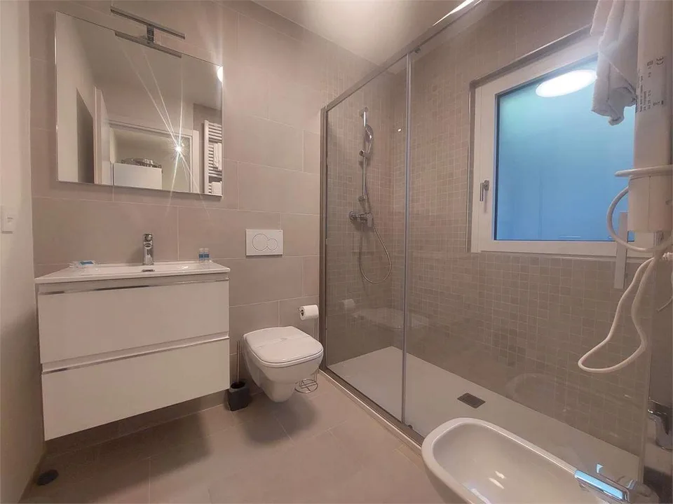 2473_Montagnola, appartement rénové 4.5 pièces avec vue sur le lac – photo 8 sur 11