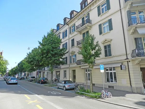 Saniert - charmant - grosszügig - mitten in Zürich!