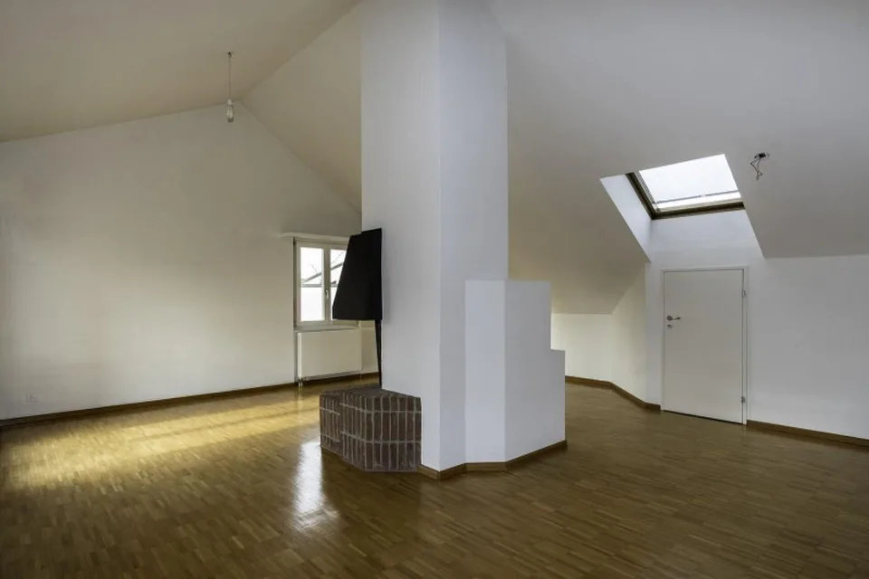 Charmante 110 m2 grosse Dachwhg. und zusätzlichem Studio-/Atelierzi...
