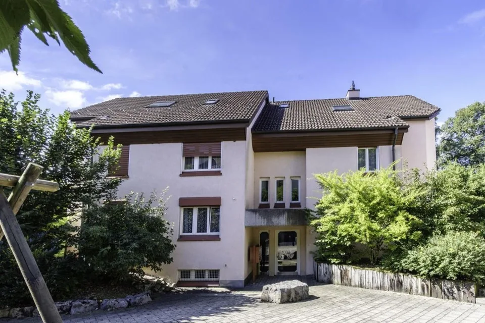 Charmante 110 m2 grosse Dachwhg. und zusätzlichem Studio-/Atelierzi...