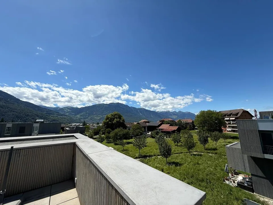 BEX -BEL Attique 3.5 Zimmer mit großer Terrasse