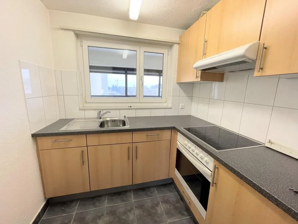 Helle, gepflegte Wohnung mit Balkon!