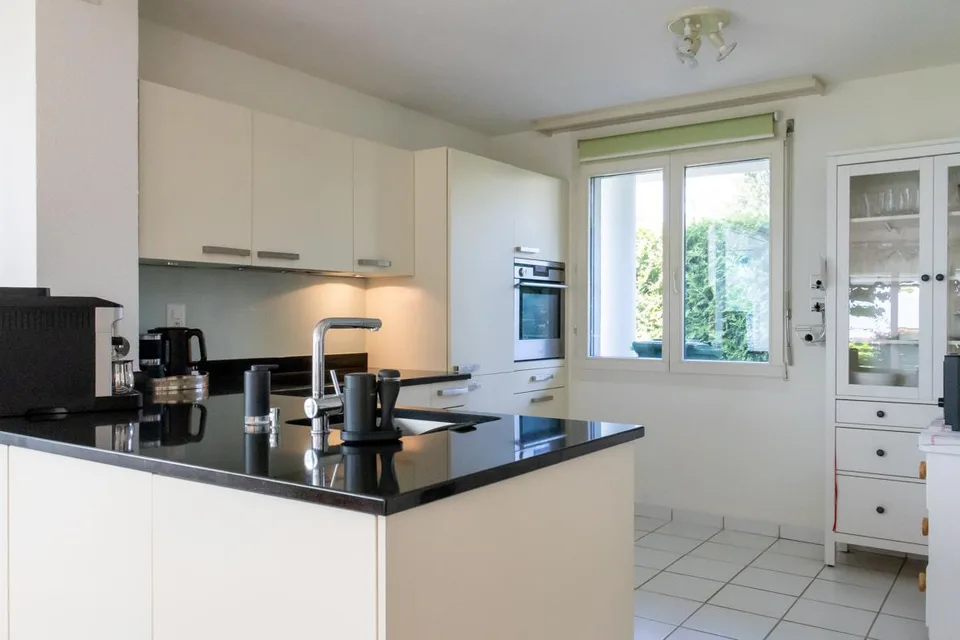 Casa a schiera di 7,5 locali a Männedorf con vista sul lago