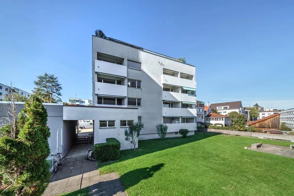Appartamento di 3 locali ristrutturato a Oberwil – foto 10 di 12