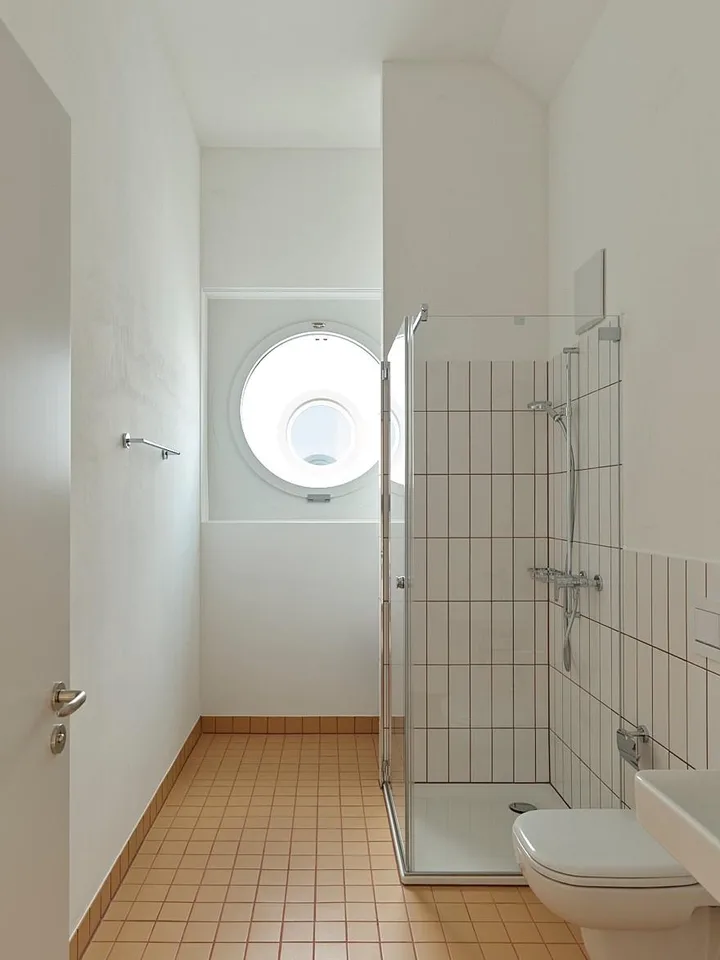 Appartement exclusif dans un quartier calme de la ville!