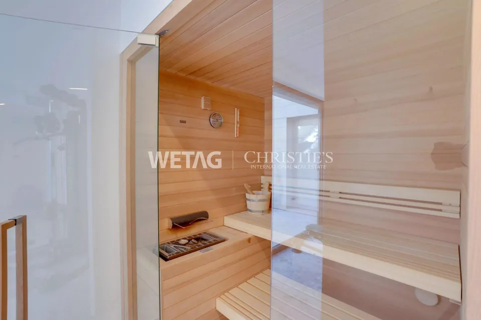 Moderne Duplexwohnung neueren Baujahrs mit grossem Privatgarten zur Miete in Lugano-Savosa