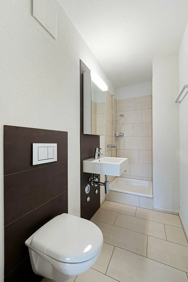 MIETEN OHNE KAUTION - Helle und moderne Wohnung mit Gartensitzplatz