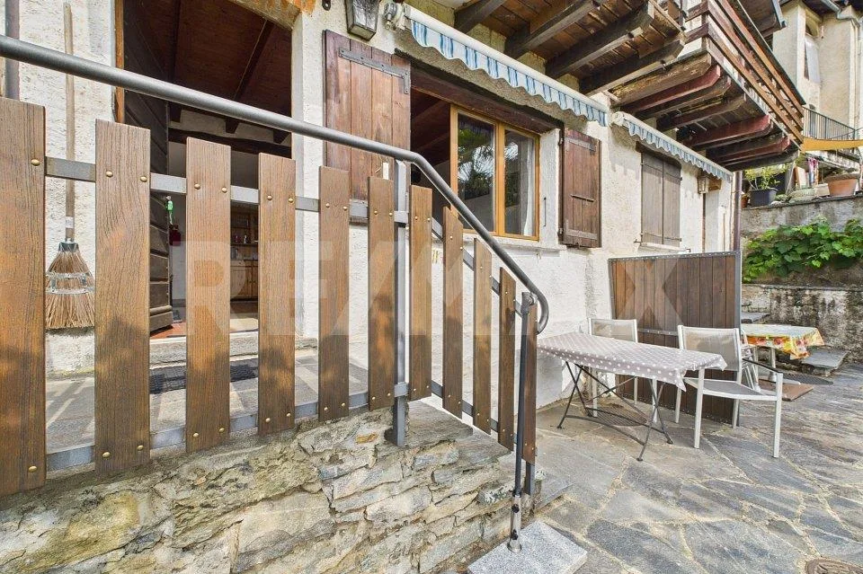 Casa vacanze con vista e potenziale di ristrutturazione – foto 10 di 13