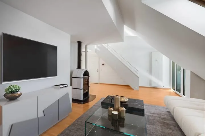 HELLE DACHMAISONETTE MIT VIEL PLATZ UND RUHE – Foto 7 von 9