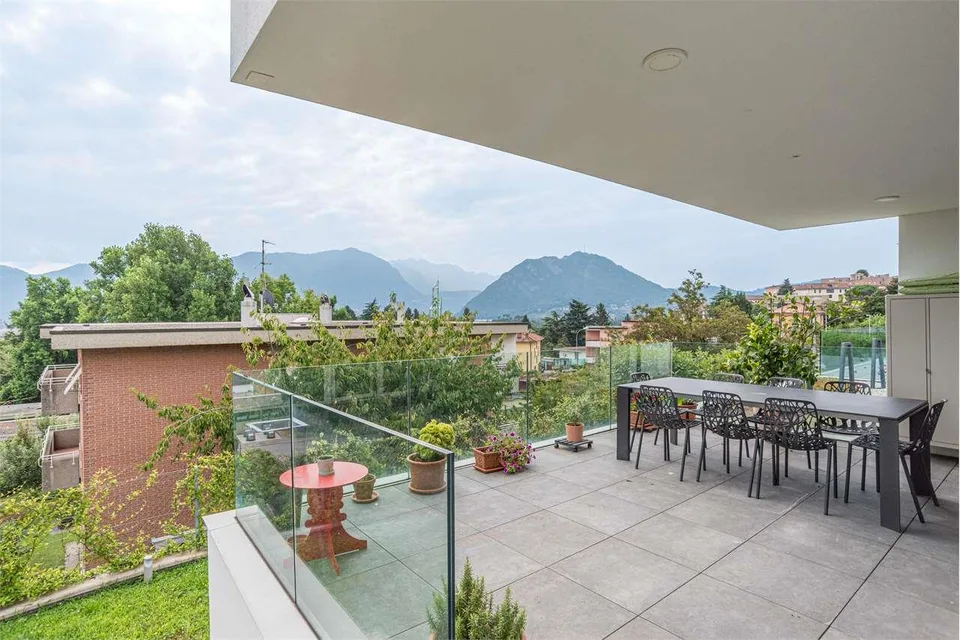 ÉLÉGANT 3,5 PIÈCES AU COEUR DE LUGANO-BREGANZONA