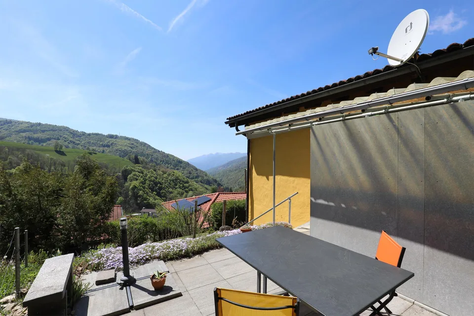 Bellissimo Rustico con tutti i comfort e giardino a Lugano Bogno