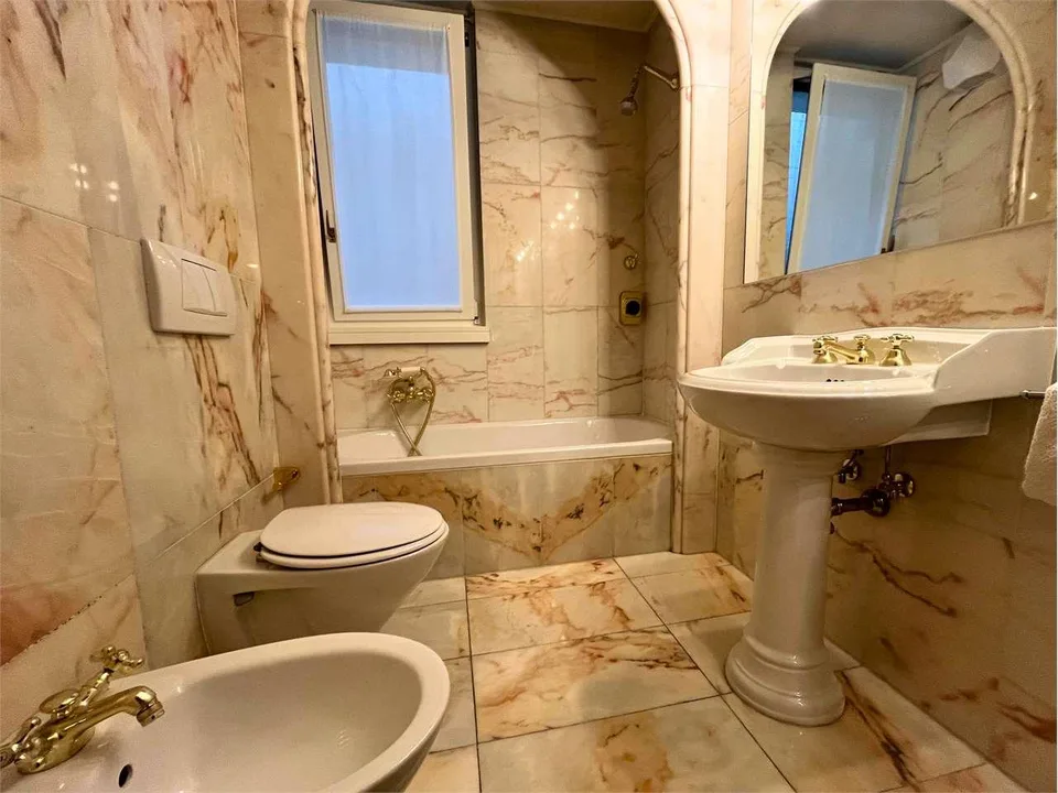 Wohnung 5.5 in Castagnola mit Seeblick und Garten – Foto 10 von 11