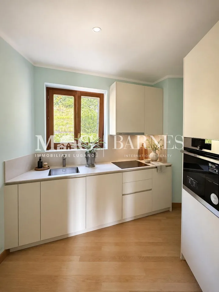 Lugano, Castagnola: Appartamento 3.5 locali vista lago con balconi