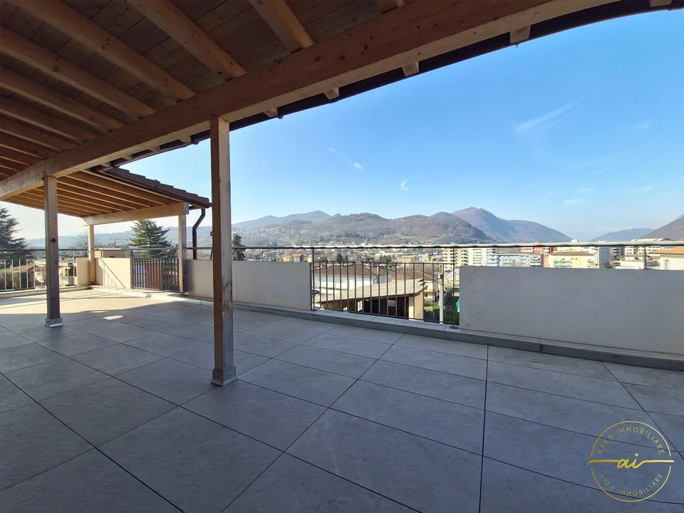 Wohnung mit 4 Zimmern und großer überdachter Terrasse in Mendrisio mit Einkommen – Foto 6 von 15